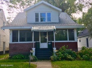 839 W Larch Ave, Muskegon, MI 49441