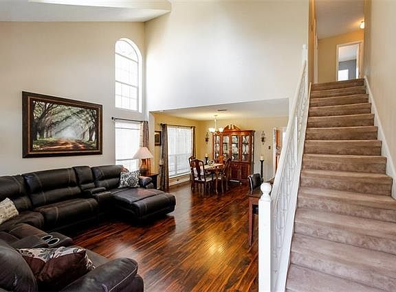 3rd image of 1125 Reitz Dr