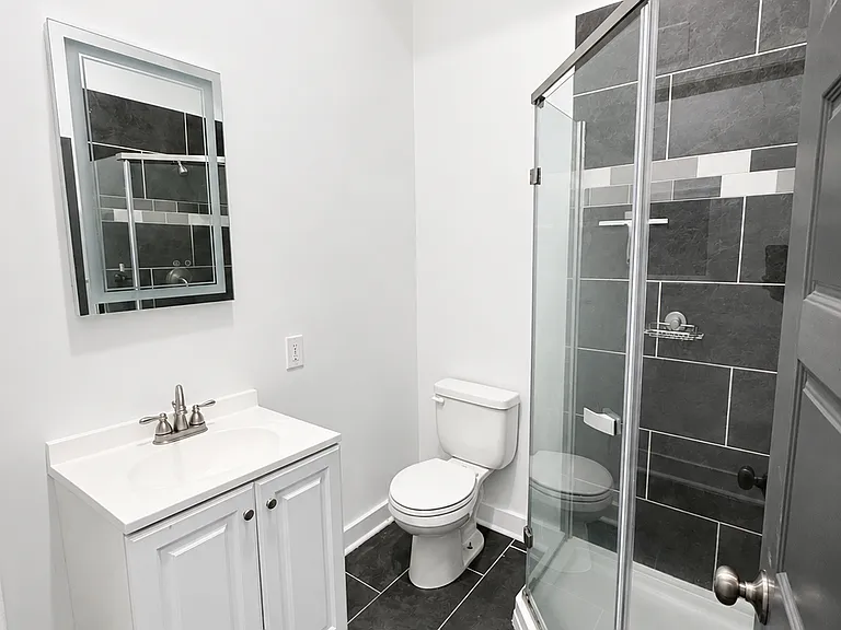 2125 Bolton St #1 — Photo 8