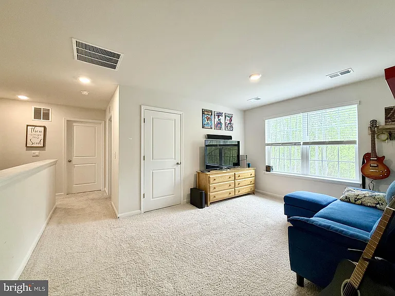 311 Rock Raymond Dr — Photo 14