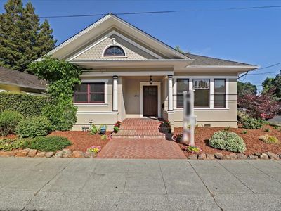 404 W Meadow Dr, Palo Alto, CA, 94306