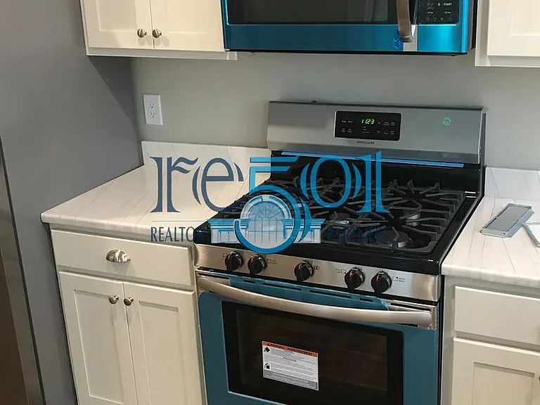 1305 Kavanaugh Blvd #A — Photo 35