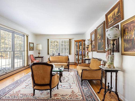 3rd image of 366 Terry Road