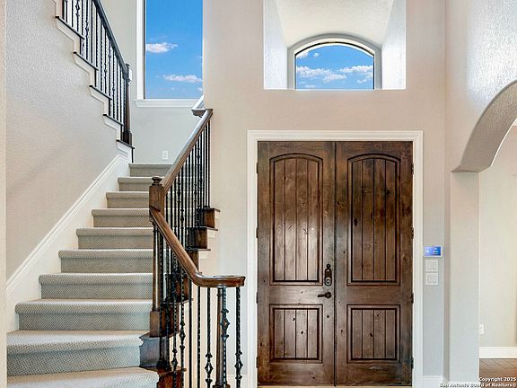 4th image of 7739 Hays Hill