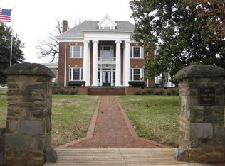 1919 Rivermont Ave, Lynchburg, VA 24503