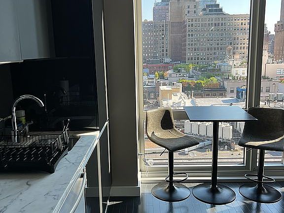 4th image of 85 W Broadway APT 12N
