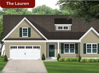 426 Bellows Ln, Rocky Point, NC 28457