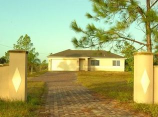 4665 Everglades Blvd N, Naples, FL 34120