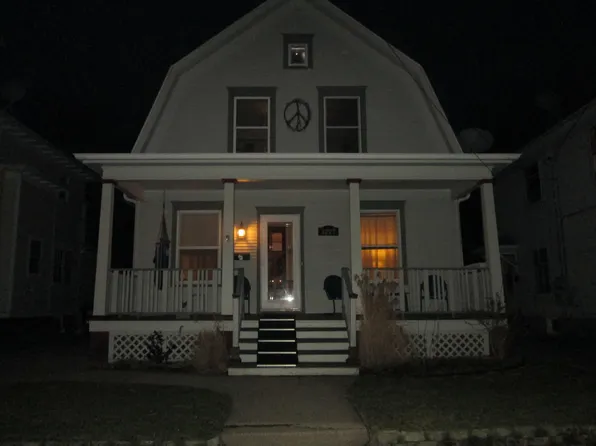 1227 Yout St, Racine, WI 53402