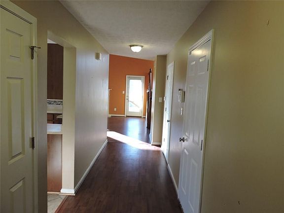 5th image of 3337 Shepperton Blvd