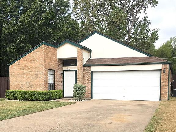 2nd image of 1629 Lemonwood Cir