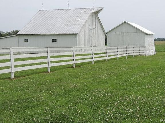 3rd image of 6781 County Road 266