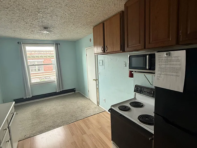 30 College Ave #207 — Photo 1