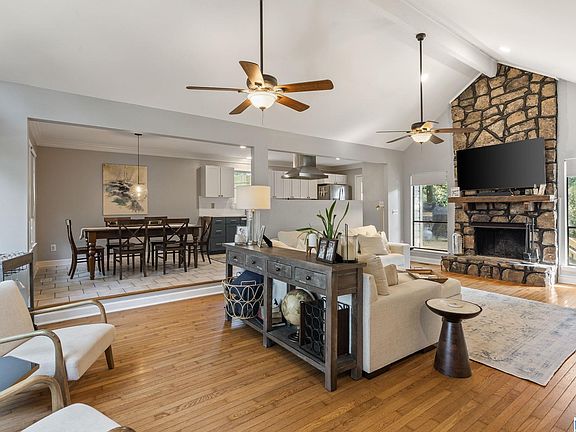 5th image of 2366 Wine Ridge Dr