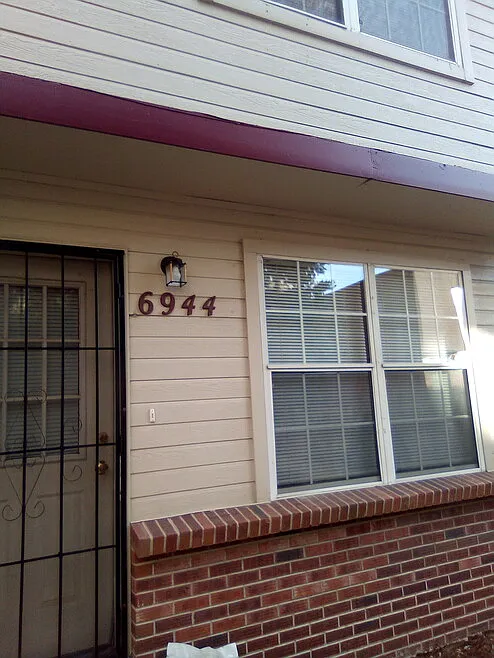 Belmar Townhome, 2 bedrooms, 2 story end unit. — Photo 1