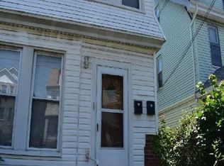 170-172 Osborne Ter, Newark, NJ 07112