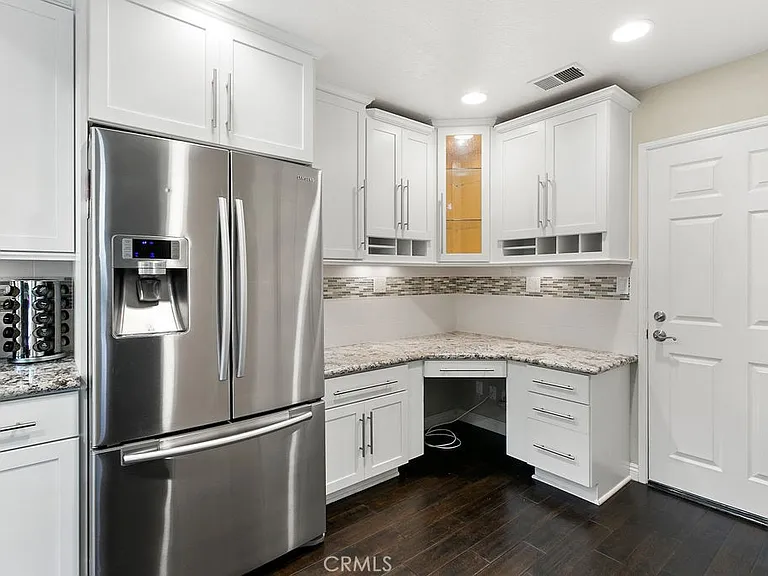 19 Dover Pl — Photo 12