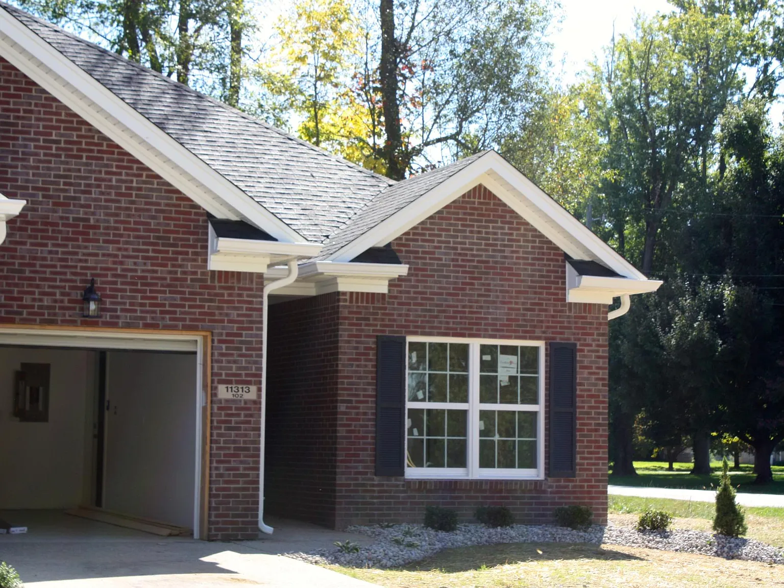 2 bed, 1250 sqft, $1,400 — Photo 1