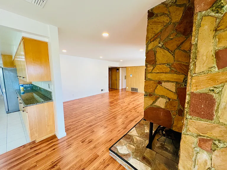 2100 Brightwood St — Photo 19