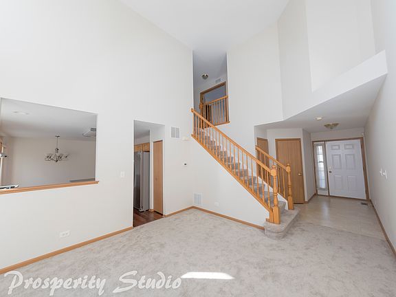 3rd image of 2757 Borkshire Ln
