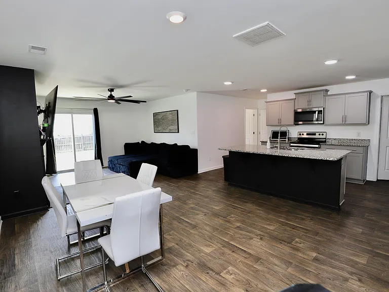 2037 Elmridge Rd — Photo 13