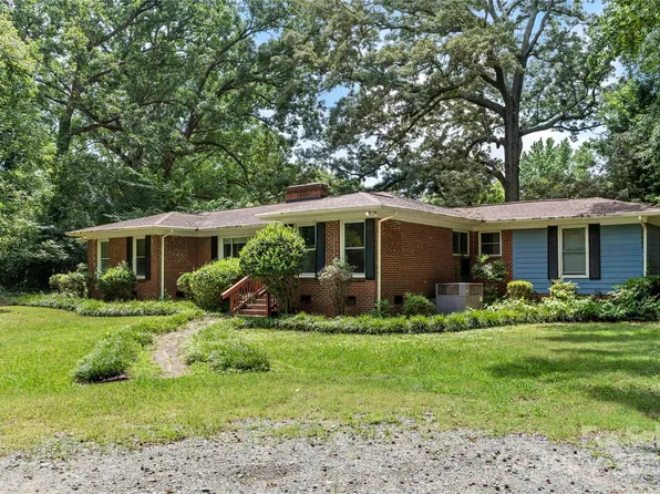 7010 Monroe Rd, Charlotte, NC 28212