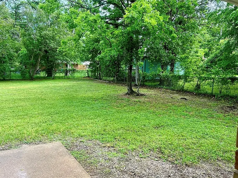 407 Fairway Dr — Photo 27