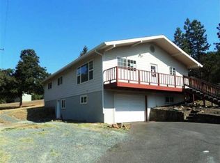 1075 W Jones Creek Rd, Grants Pass, OR 97526