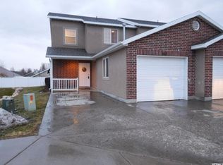 182 W Savannah Ln, Harrisville, UT 84414