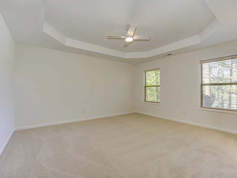 605 Summit Point #A — Photo 32