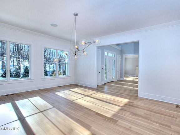 5th image of 161 Pecksland Rd