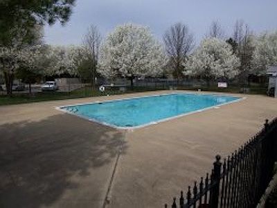 1st image of 1606 N Tennessee Blvd