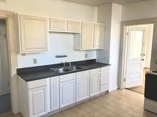 1413 Fountain Ave #B — Photo 3