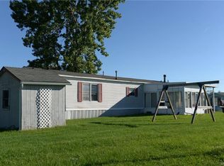 1285 East Dr, Alden, NY 14004