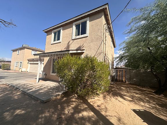 3rd image of 2607 E Waltann Ln