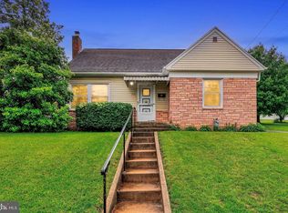 374 E Maple St, Dallastown, PA 17313