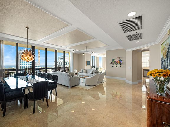 5th image of 701 S Olive Avenue #2010