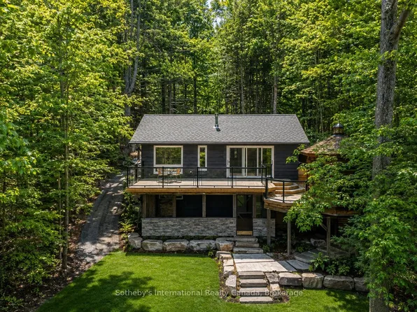 1023 Strachan Point Rd, Muskoka Lakes, ON P0C 1A0