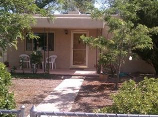 820 Delamar Ave NW, Albuquerque, NM 87107