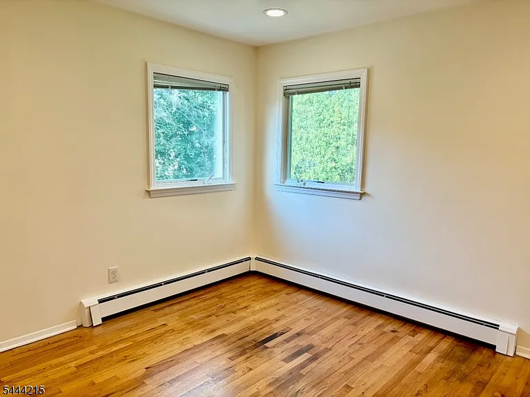 32 Pawnee Ave — Photo 11