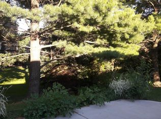 1277 Haverhill Cir, Naperville, IL 60563