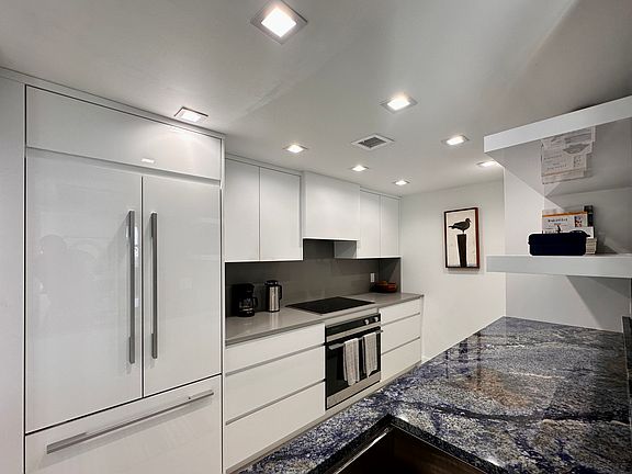 4th image of 209 N Fort Lauderdale Beach Blvd APT 11C