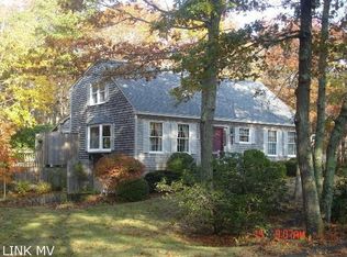 35 Canterbury Ln, Tisbury, MA 02568