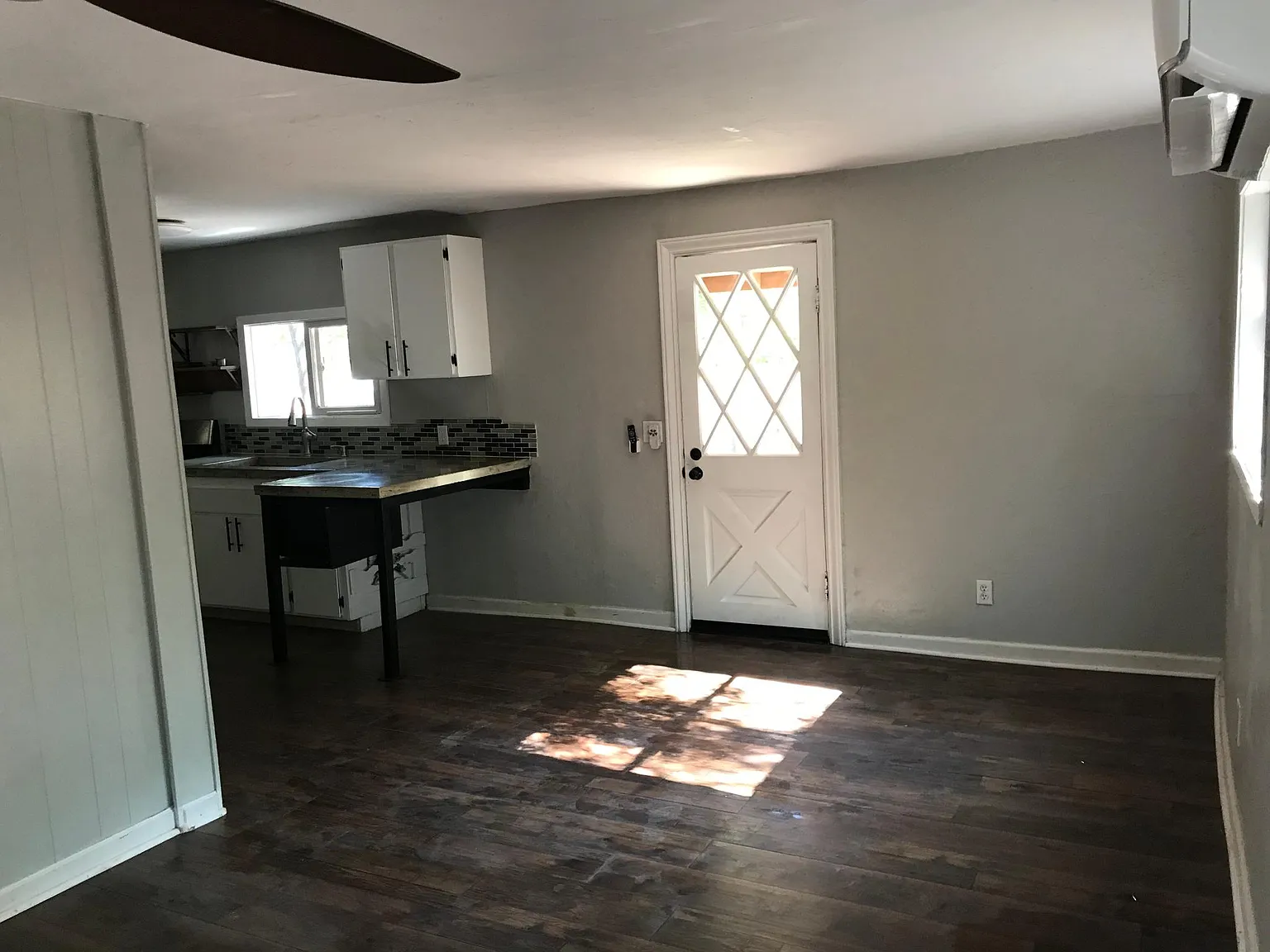 4420 New York Ave photo 1