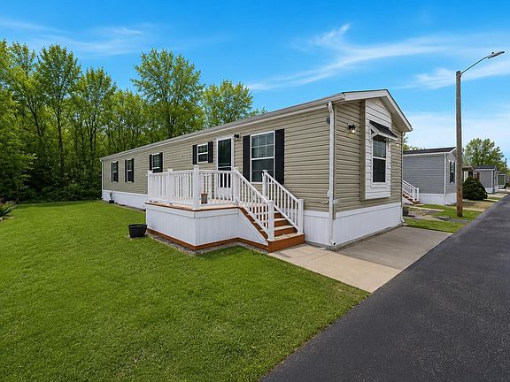 2nd image of 289 Redwood Dr