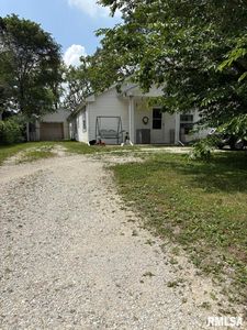 524 Dempsey St, Creve Coeur, IL, 61610