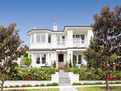 235 Heliotrope Ave, Corona Del Mar, CA, 92625