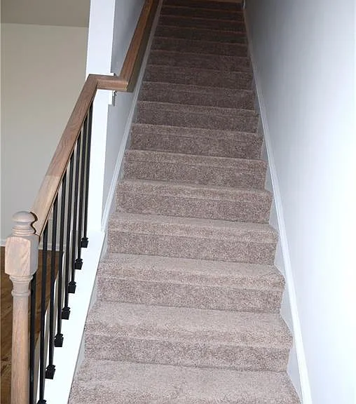 1121 Point Place Dr — Photo 14