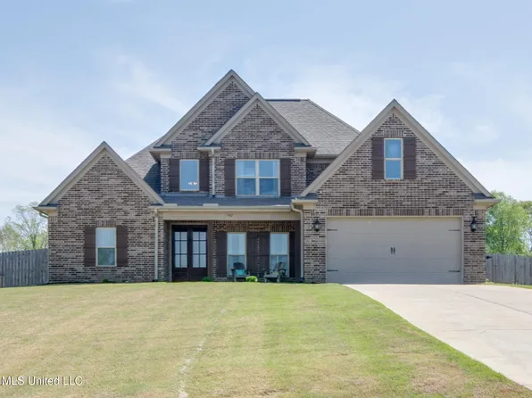742 Moore Loop, Byhalia, MS 38611