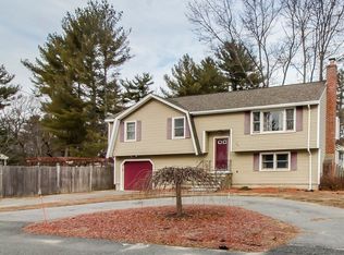 85 Maple Rd, Tewksbury, MA 01876